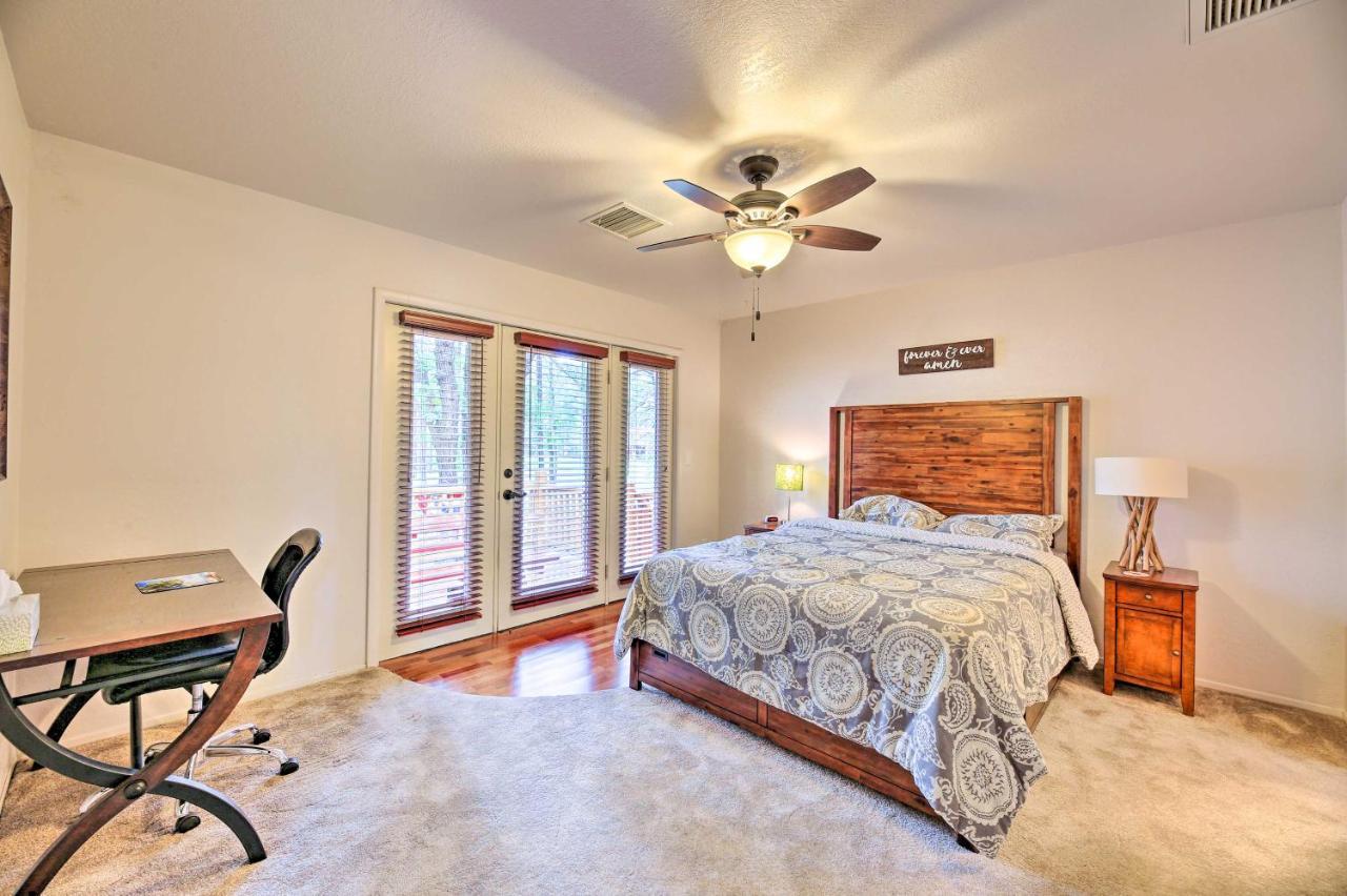 Lush Pinetop Retreat With Large Deck And Wooded Yard! Exterior foto